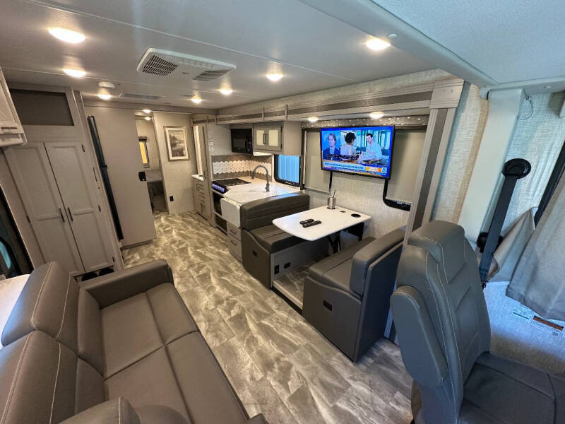 2023 Thor Motor Coach Windsport M-31c