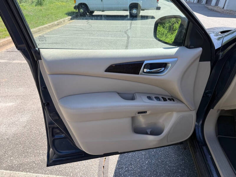 2015 Nissan Pathfinder