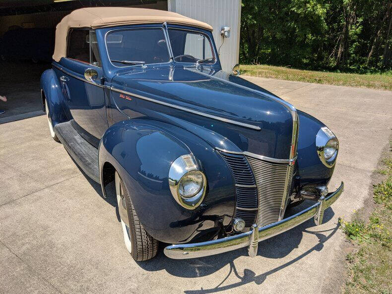 1940 Ford Deluxe