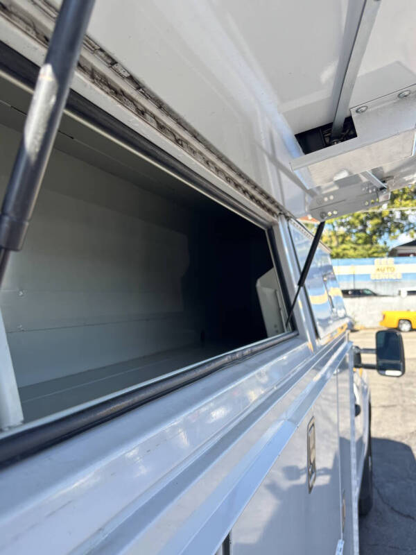 2015 Chevrolet Silverado 3500HD CC Work Truck