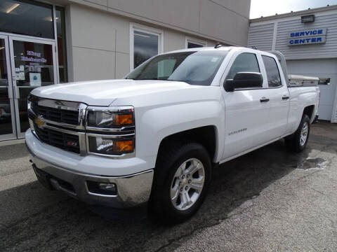 2014 Chevrolet Silverado 1500 for sale at KING RICHARDS AUTO CENTER in East Providence RI