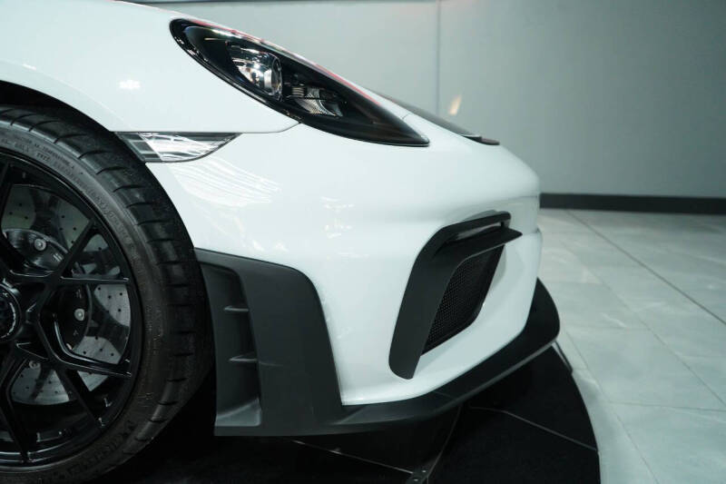 2023 Porsche 718 Cayman GT4 RS