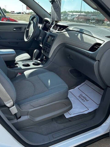 2017 Chevrolet Traverse LS