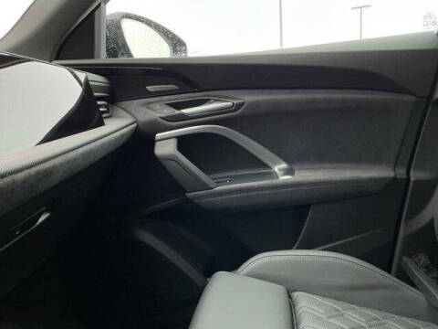 2025 Audi SQ5 quattro Premium Plus TFSI