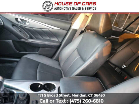 2015 Infiniti Q50 Premium