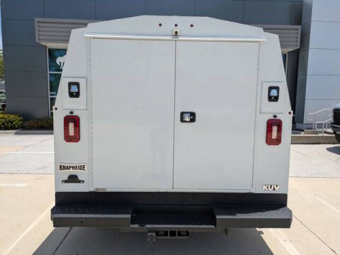 2025 Ford E-Series