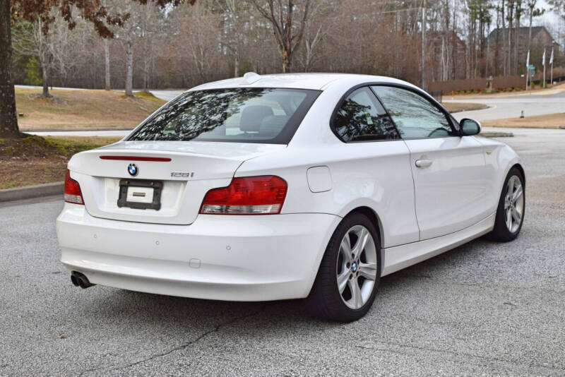 2009 BMW 1 Series 128i photo 9