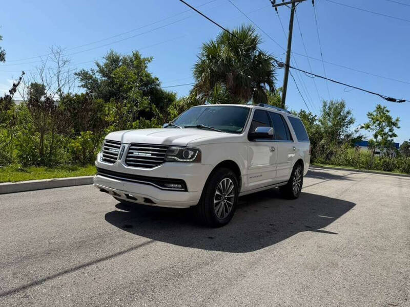2017 Lincoln Navigator Select