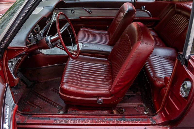 1962 Ford Thunderbird