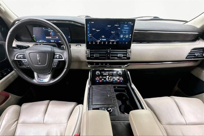 2023 Lincoln Navigator Reserve