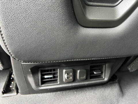 2022 GMC Sierra 1500 Limited Elevation Standard