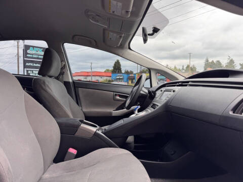 2012 Toyota Prius Three