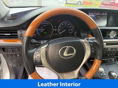 2013 Lexus ES 300h
