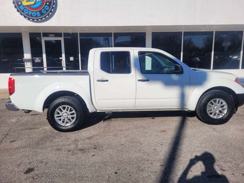 2016 Nissan Frontier SV photo 8