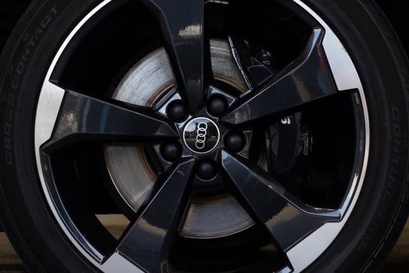 2020 Audi SQ5 3.0T quattro Premium Plus