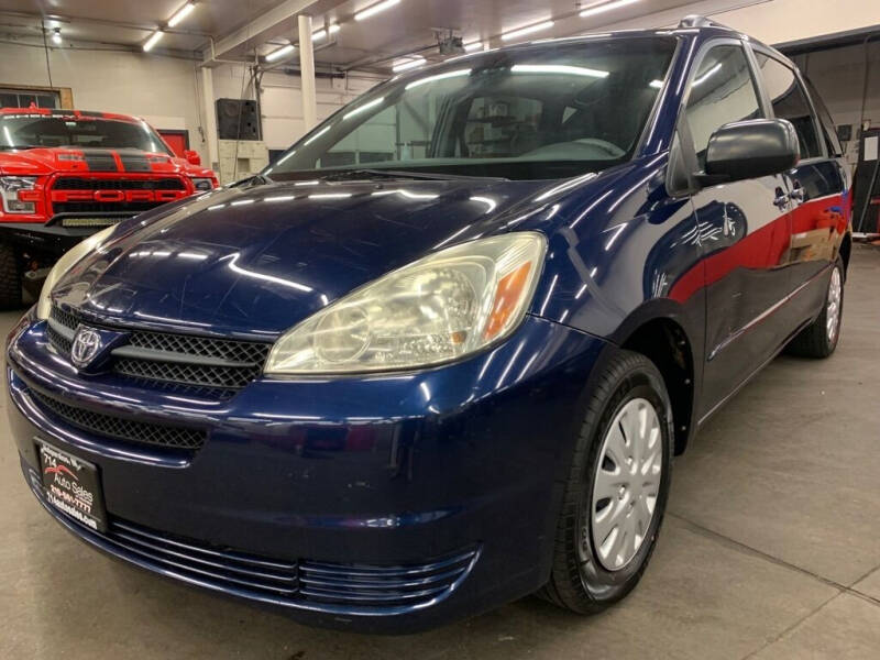 2004 Toyota Sienna