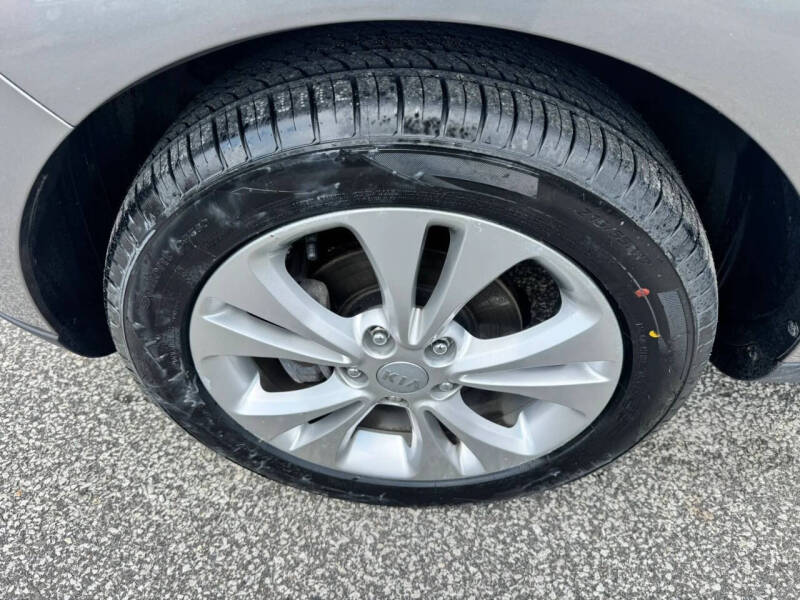 2014 Kia Soul +