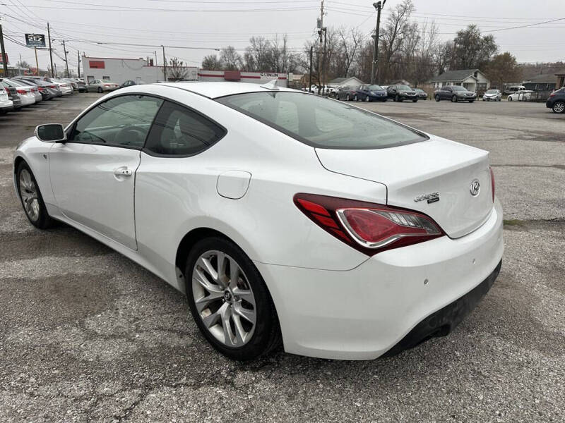2013 Hyundai Genesis Coupe 3.8 Grand Touring