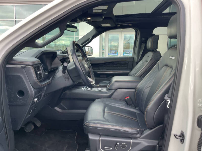 2022 Ford Expedition MAX Platinum