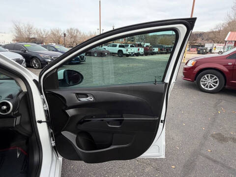 2018 Chevrolet Sonic LT Manual