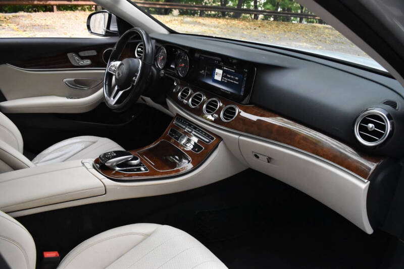 2019 Mercedes-Benz E-Class E 300 4MATIC