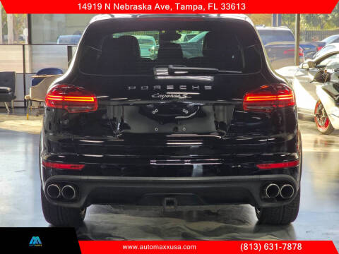 2016 Porsche Cayenne S