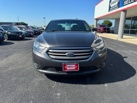 2018 Ford Taurus SEL