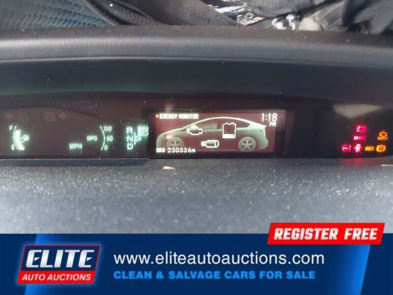 2015 Toyota Prius Three