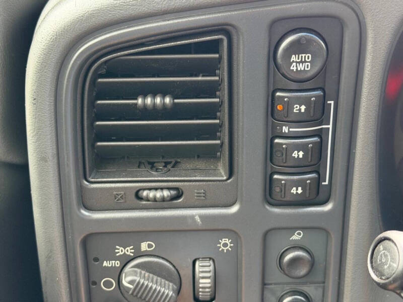 2003 Chevrolet Avalanche