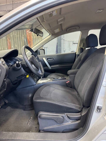 2011 Nissan Rogue S