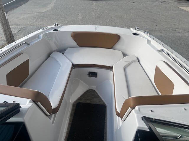 2019 Four Winns HD 180