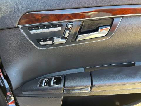 2012 Mercedes-Benz S-Class S 550 4MATIC