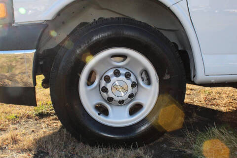 2025 Chevrolet Express 3500