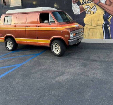 1975 Dodge Ram Van