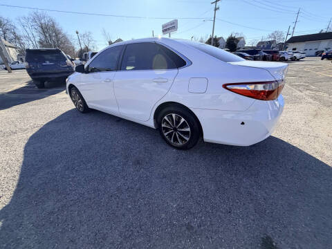 2017 Toyota Camry LE
