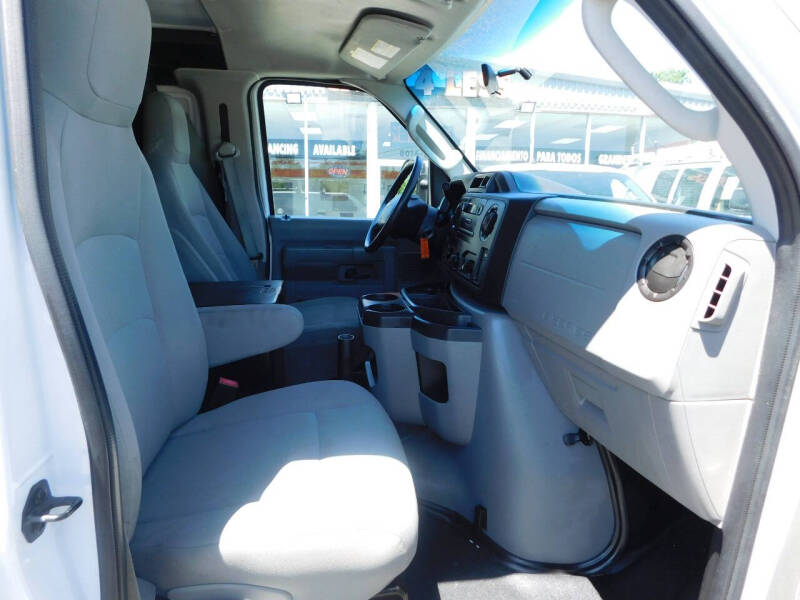2014 Ford E-Series E-150