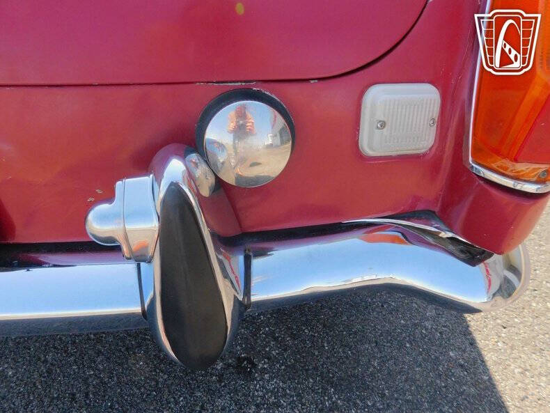 1974 MG B