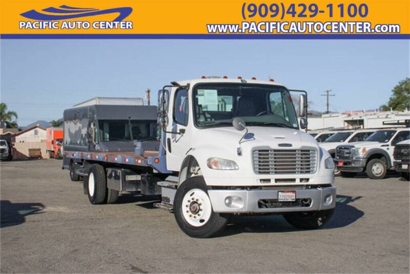 2015 Freightliner M2 106