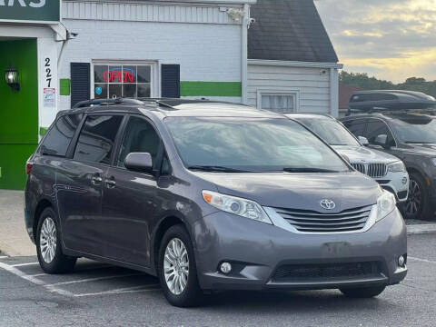 2015 Toyota Sienna