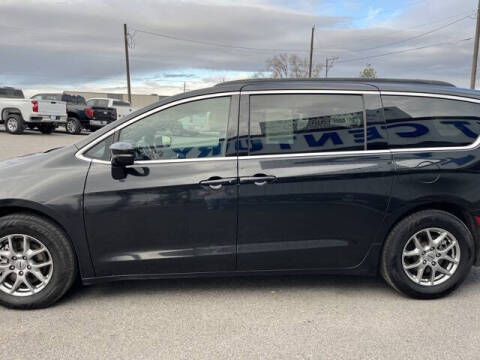 2022 Chrysler Pacifica Touring