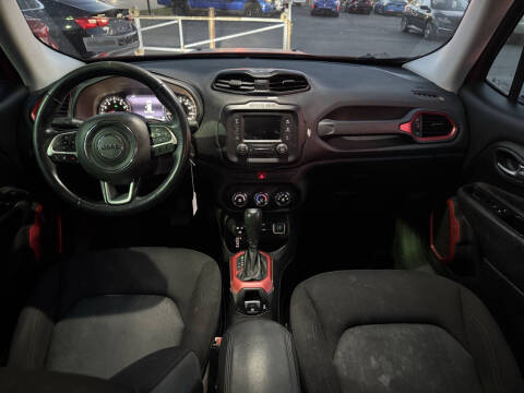 2015 Jeep Renegade Trailhawk