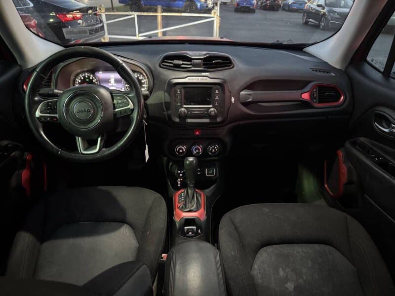 2015 Jeep Renegade Trailhawk