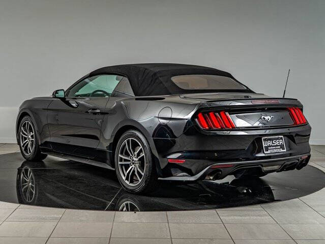 2017 Ford Mustang EcoBoost Premium