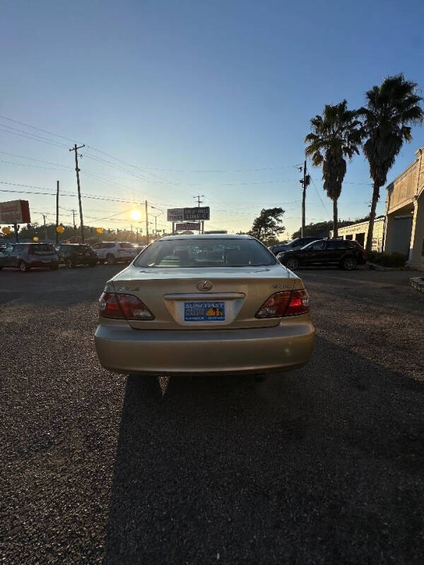 2004 Lexus ES 330