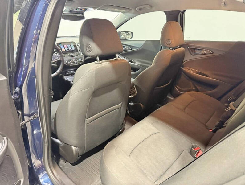 2017 Chevrolet Malibu Hybrid