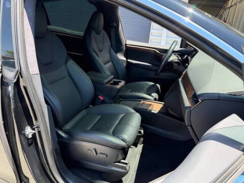 2020 Tesla Model X Long Range