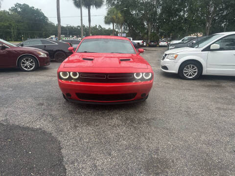 2015 Dodge Challenger SXT