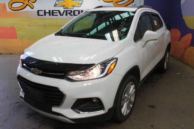 Used 2020 Chevrolet Trax Premier with VIN 3GNCJRSB7LL111012 for sale in Grand Ledge, MI