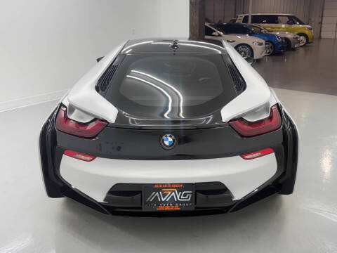 2017 BMW i8