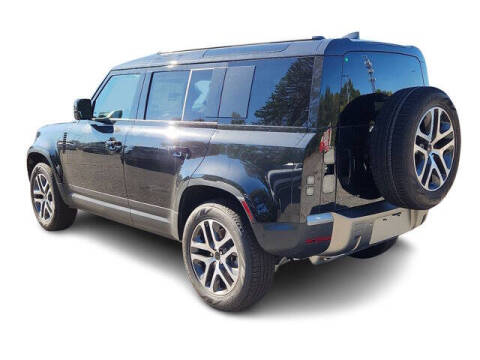 2026 Land Rover Defender 110 P300 S